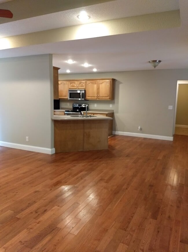 Building Photo - 6345 Osage Rd