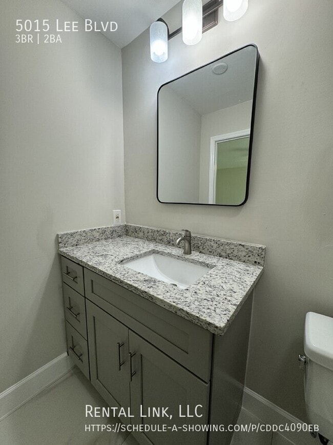 Building Photo - 5015 Lee Blvd