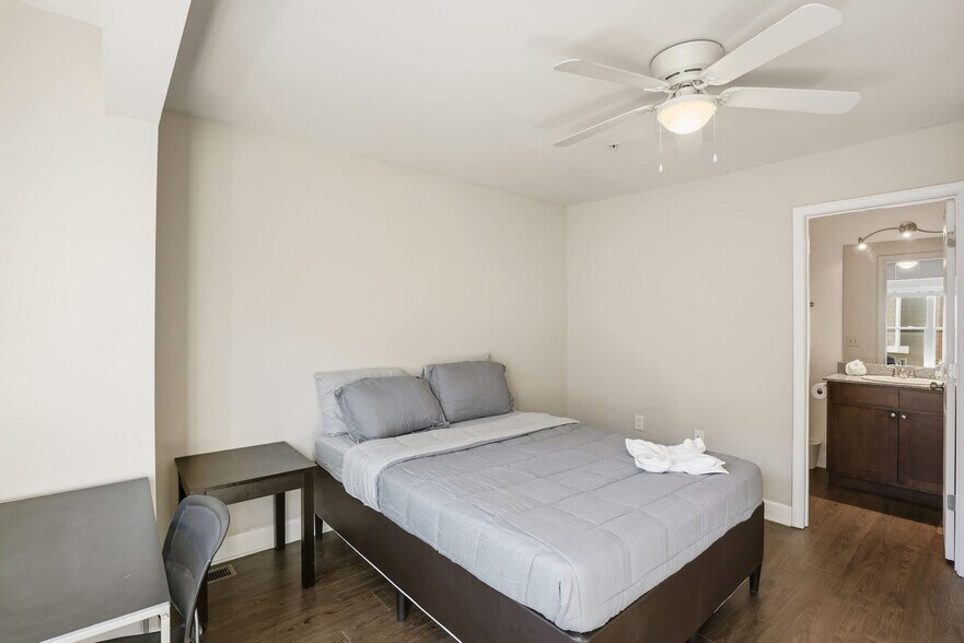 Building Photo - 205 Tiliwa Ct