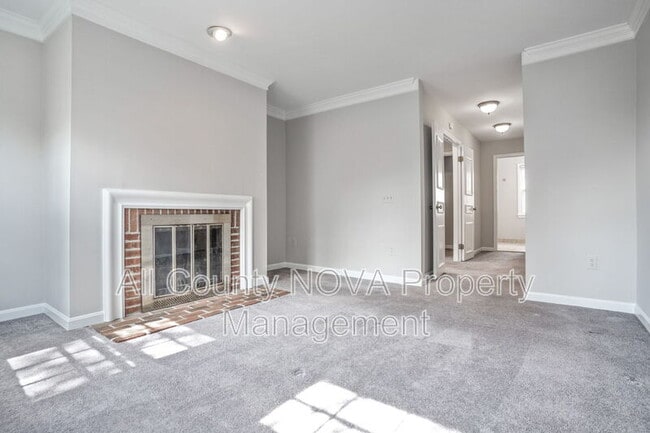 Building Photo - 1203 Michigan Ct