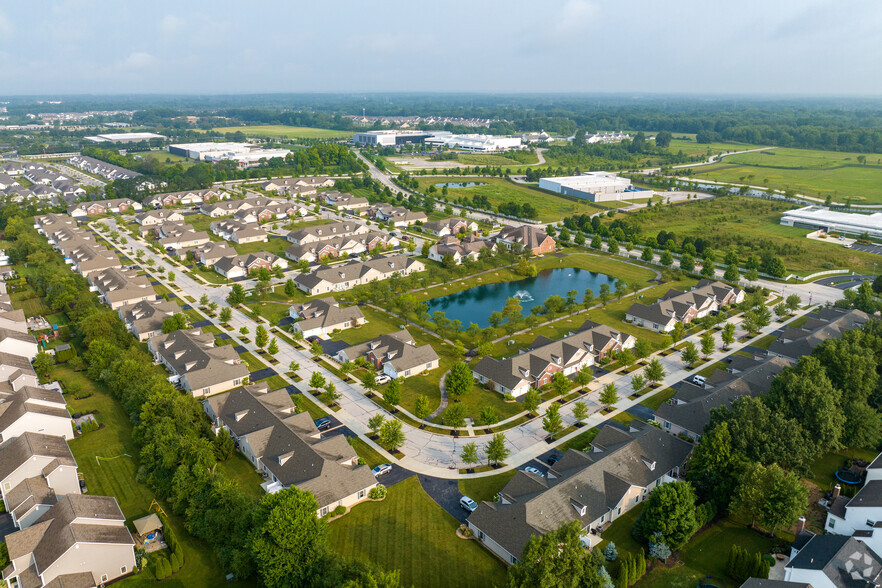 Aerial Photo - Redwood New Albany