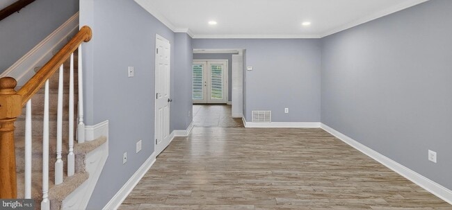 Building Photo - 483 Arwell Ct