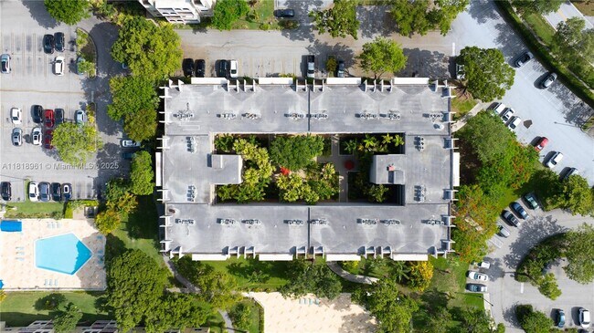 Building Photo - 7845 Camino Real