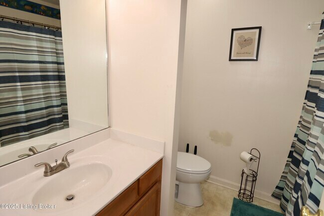 Building Photo - 9509 Hunters Trail Ct