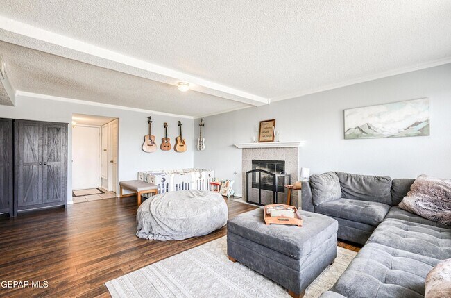 Building Photo - 12748 Tierra Pueblo Dr
