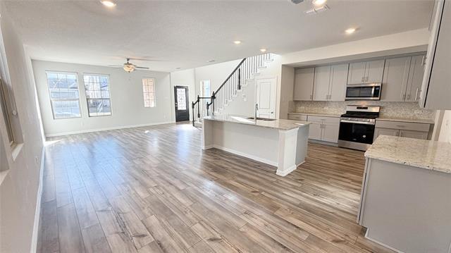 Building Photo - 2653 Acadia Dr