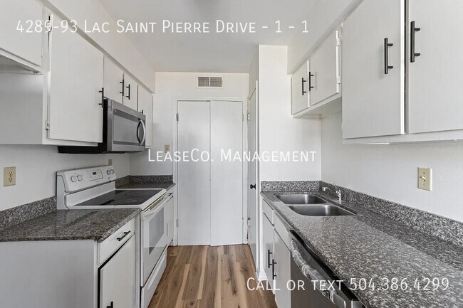 Building Photo - 4289 Lac Saint Pierre Dr