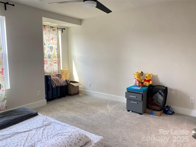 Building Photo - 1744 Unison Dr