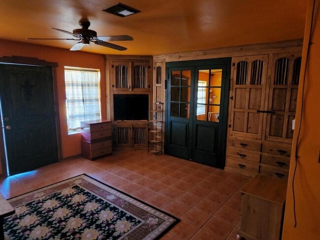 Building Photo - 1054 Tower Butte Dr