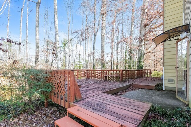 Building Photo - 1312 Brandl Dr SW