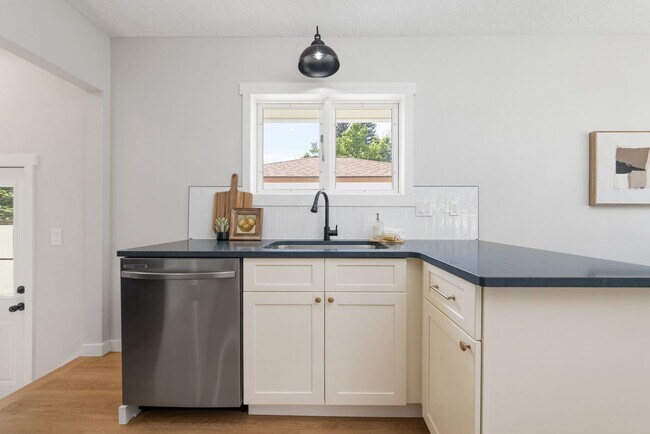 Building Photo - Beautifully Remodeled 4-Bedroom Rancher in...