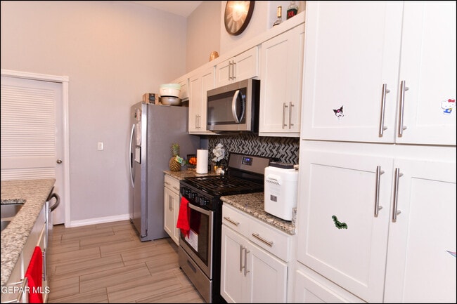 Building Photo - 14512 Charles Foster Ave