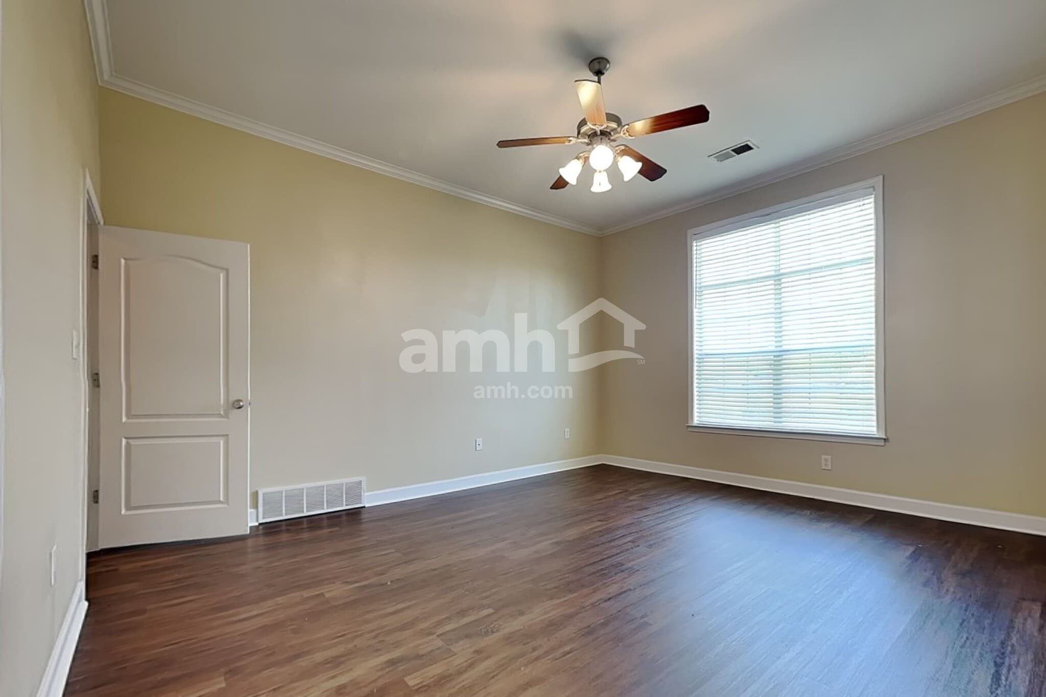 Building Photo - 375 Vaiden Ridge Dr N