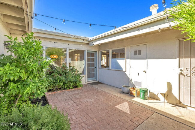 Building Photo - 7441 E Century Dr