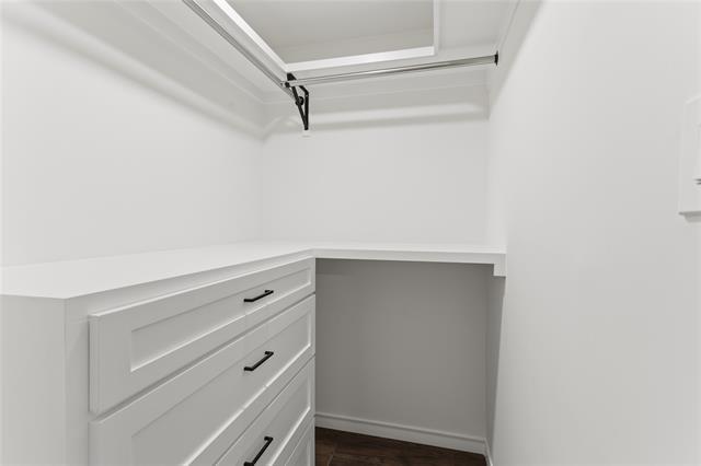 Building Photo - 3622 Douglas Dr