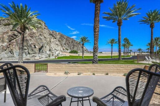 Building Photo - 48535 Vía Encanto