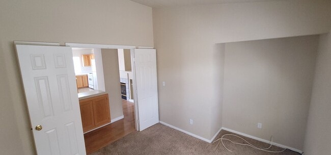 Building Photo - Beautiful Single Story Summerlin Home on a corner lot.