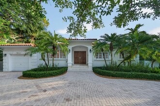 Building Photo - 1237 Aduana Ave
