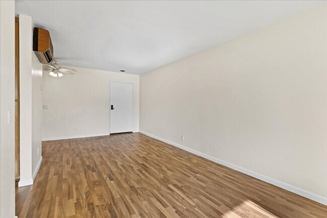Building Photo - 6350 Genesee Ave
