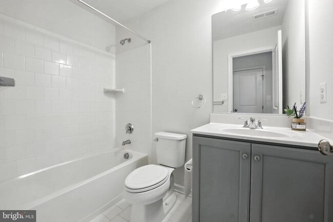 Building Photo - 8162 Agnes Ln