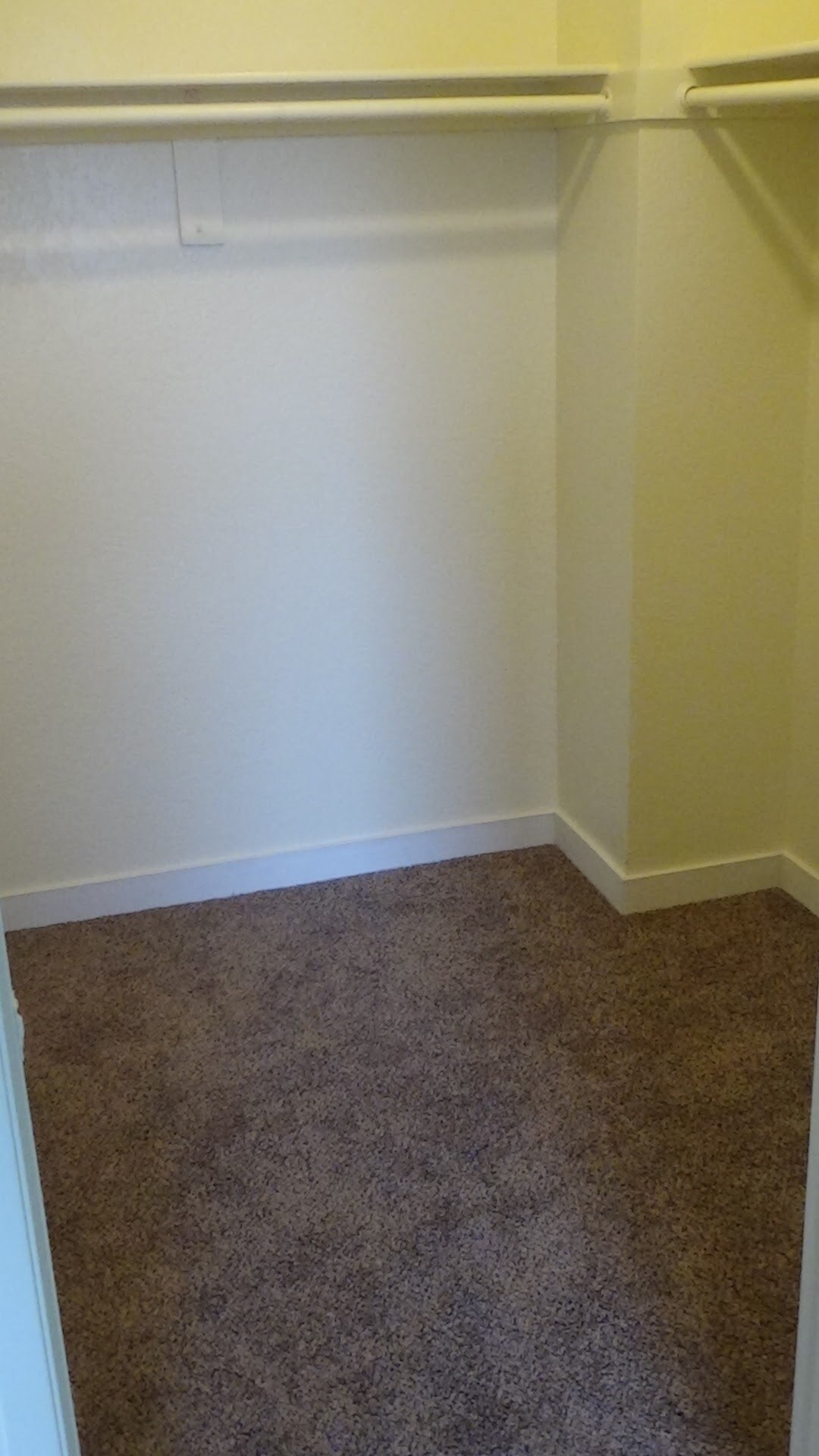 Bed 2 - 1117 Seabreeze Way