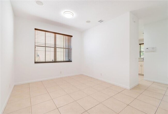 Building Photo - 1609 Sweetgum Terrace