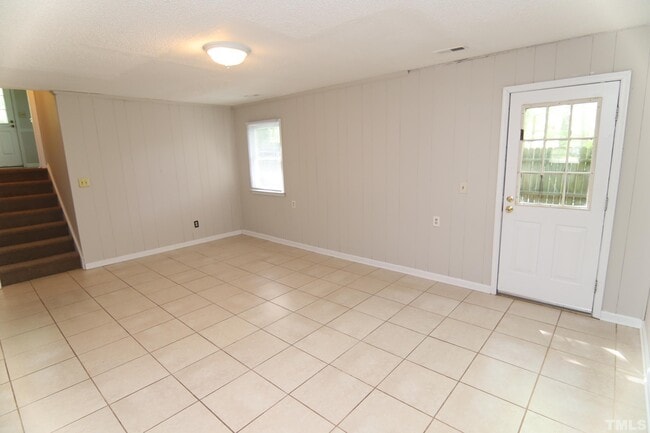 Building Photo - 103 Wigan Cir