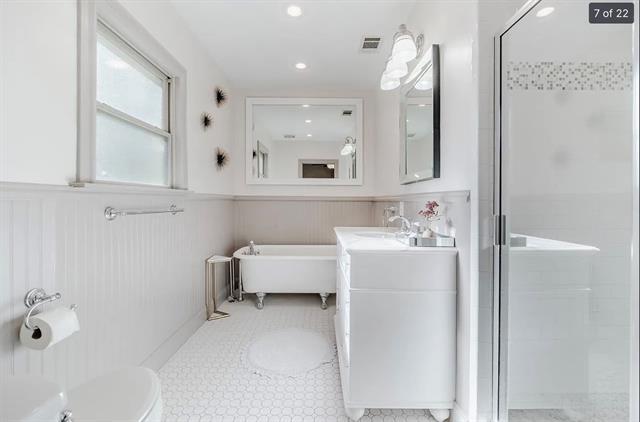 Building Photo - 915 Stewart Dr