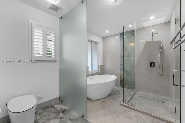 Building Photo - 9030 SW 162nd St