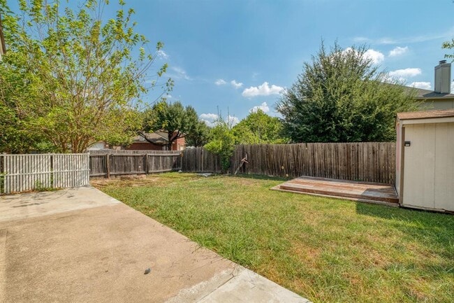 Building Photo - 16205 Glorious Ln