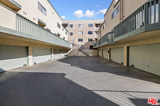 Building Photo - 1818 Butler Ave