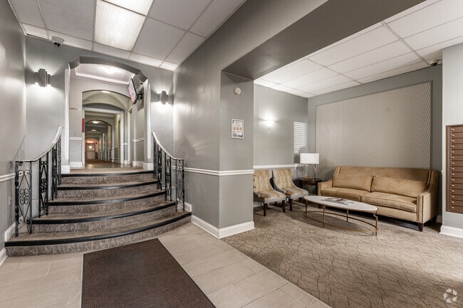 Lobby Photo - The Annabelle Apartments