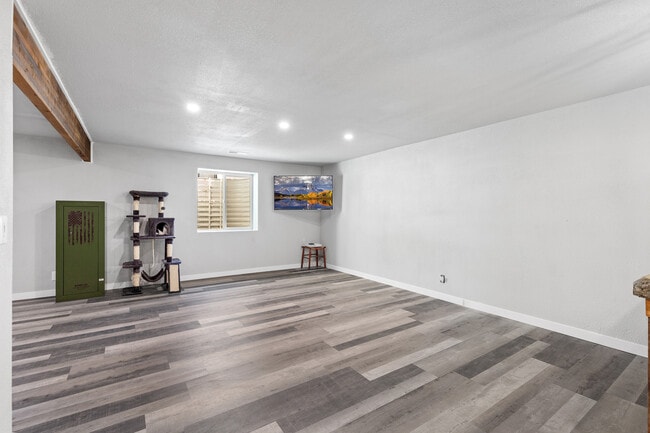 Building Photo - 3283 N Knob Creek Ct