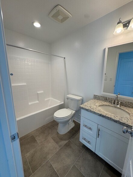 Building Photo - 36886 Cascina Ln