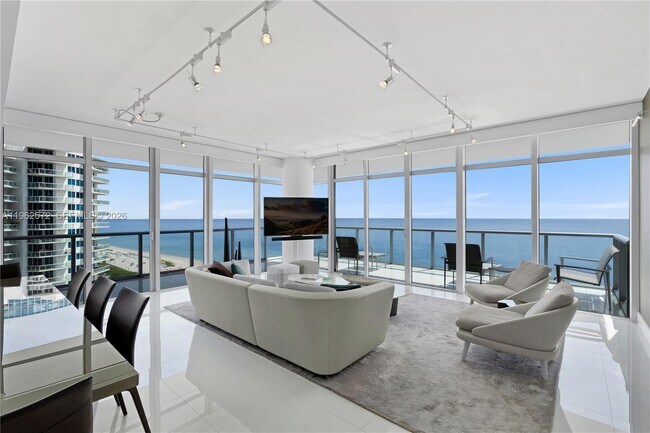 Building Photo - 3737 Collins Ave