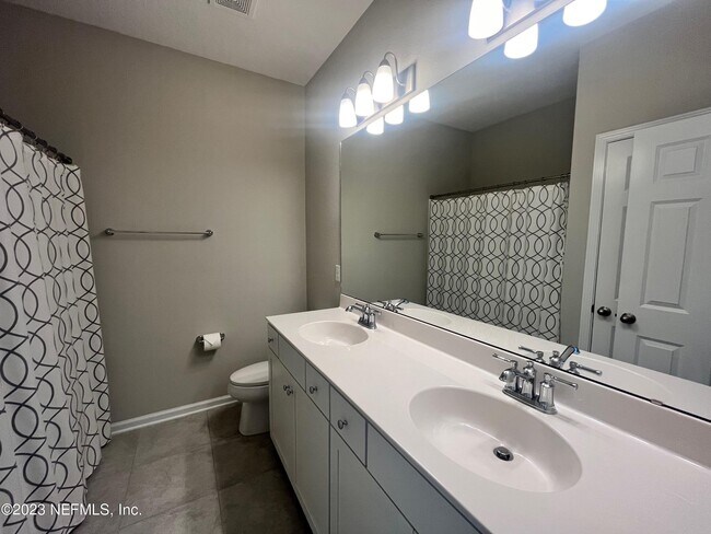 Building Photo - 2117 Hawkeye Pl