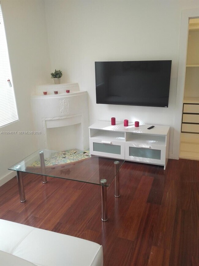 Building Photo - 750 Jefferson Ave