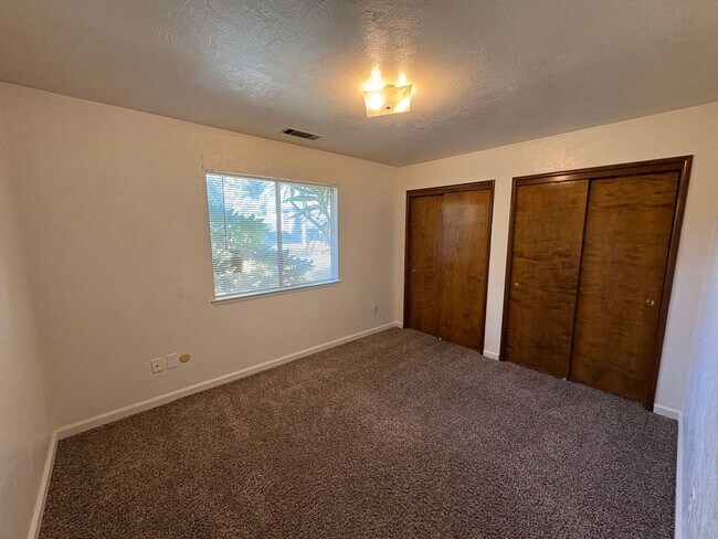 Building Photo - Old Style Charm home with pool Available Now!