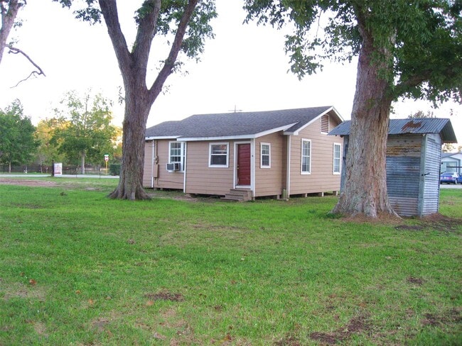 Building Photo - 13679 Wigginsville Rd