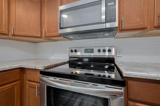 Building Photo - 1511 Scharpe St
