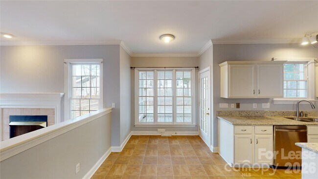 Building Photo - 7819 Red Oaks Trail
