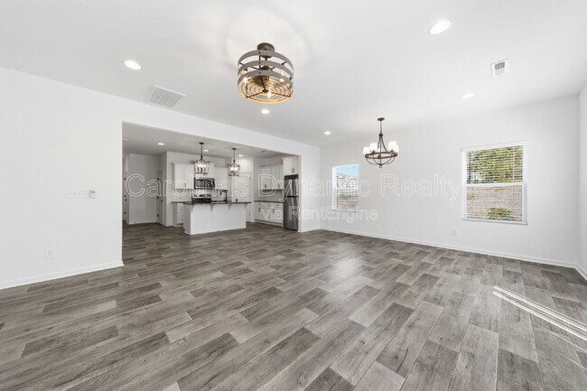 Building Photo - 11936 Basking Dr