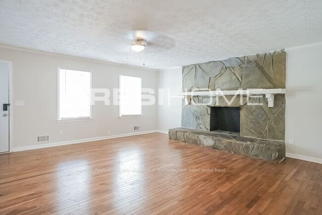 Building Photo - 4895 Timber Ridge Dr