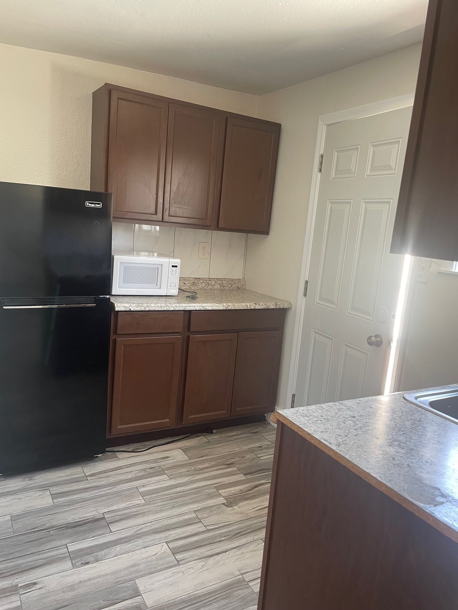 Building Photo - 1733 W 150th St