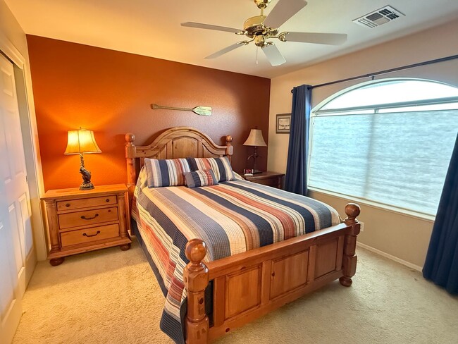 Building Photo - SUNLAND SPRINGS 55+ CORNER LOT 3 BEDROOM 2 BATHROOM FULLY FURNISHED HOME