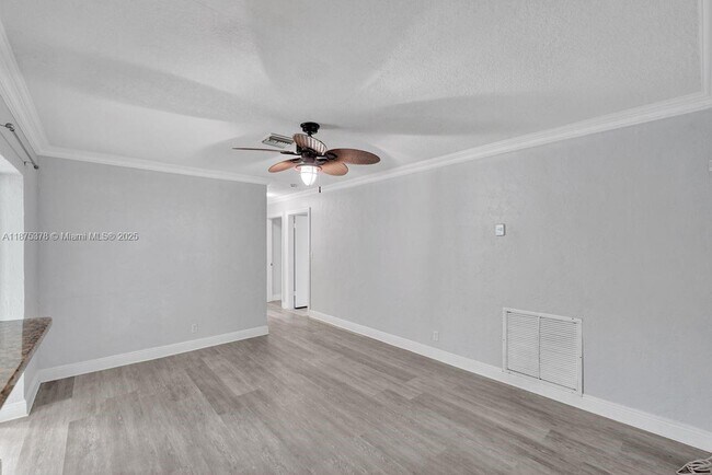 Building Photo - 5031 SW 88th Terrace