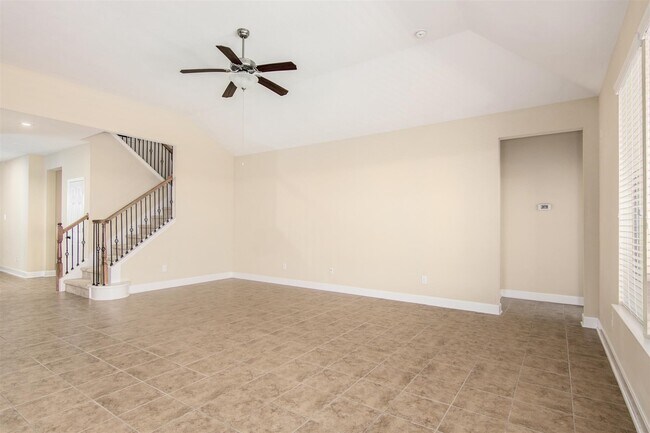 Building Photo - 26311 Parkman Grove Dr