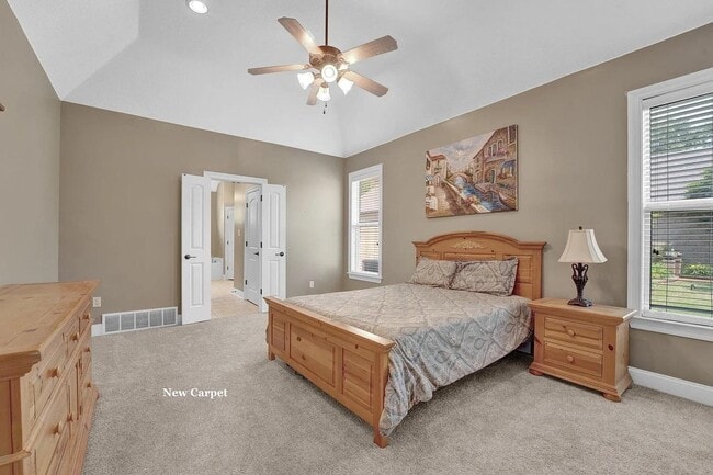 Building Photo - 5967 Carters Bluff Dr