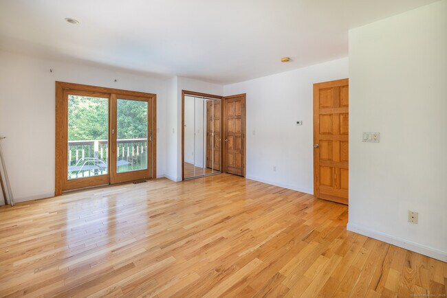 Building Photo - 124 Bugg Hill Rd