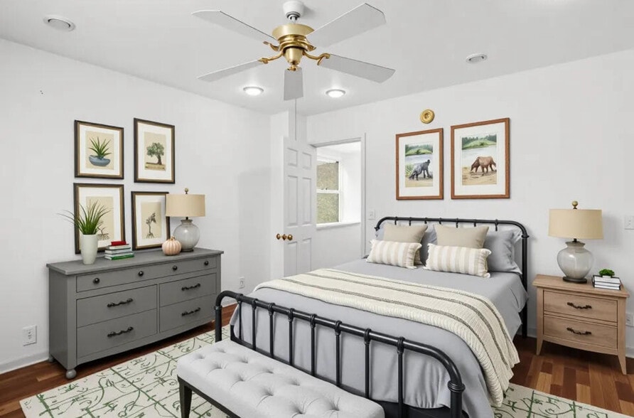 Building Photo - 298 S Staci Ct